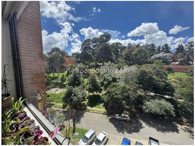 Apartamento de 3 alcobas en venta en Altos De Los Lagartos, Bogotá, 186 m² · foto 3 de 20