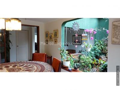 Casa de 4 alcobas en venta en Pontevedra, Bogotá, 273 m² · foto 5 de 14