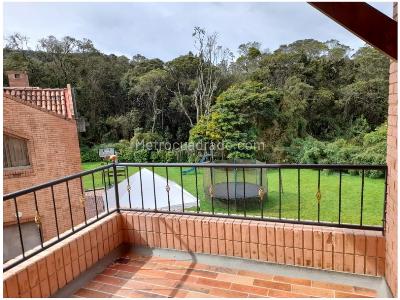 Casa de 5 alcobas en venta en Torca, Bogotá, 570 m² · foto 2 de 20