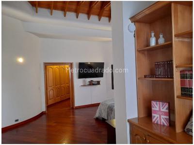 Casa de 5 alcobas en venta en Torca, Bogotá, 570 m² · foto 18 de 20