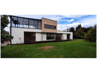 Casa de 3 alcobas en venta en San Sebastian, Bogotá, 500 m² · foto 3 de 20