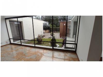 Casa de 3 alcobas en venta en San Sebastian, Bogotá, 500 m² · foto 13 de 20