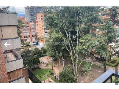 Apartamento de 3 alcobas en venta en Los Rosales, Bogotá, 138 m² · foto 7 de 13