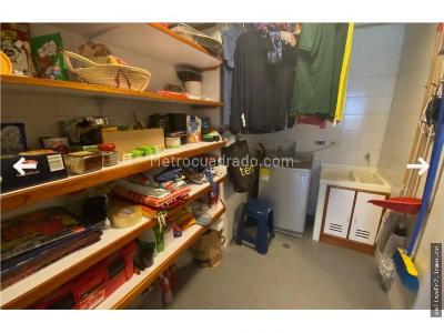 Apartamento de 3 alcobas en venta en Los Rosales, Bogotá, 138 m² · foto 13 de 13