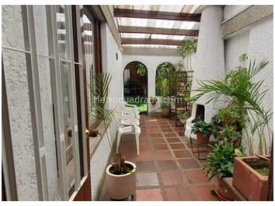 Casa de 4 alcobas en venta en Santa Bibiana Molinos, Bogotá, 268 m² · foto 6 de 20