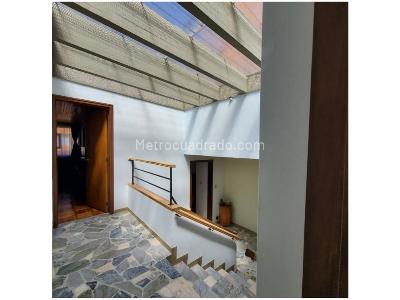 Casa de 4 alcobas en venta en Santa Bibiana Molinos, Bogotá, 268 m² · foto 14 de 20