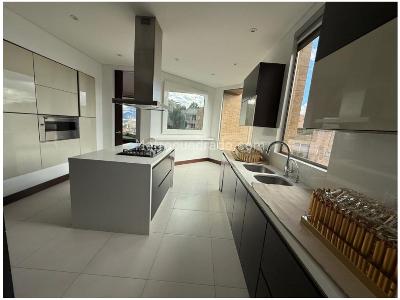 Apartamento en venta en Cerros De Suba, Bogotá · foto 4 de 16