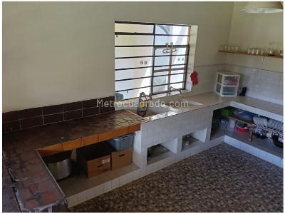 Casa de 3 alcobas en venta en Vereda Piedras Blancas, Medellín, 280 m² · foto 14 de 20