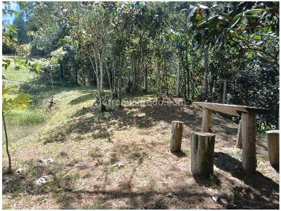 Casa de 3 alcobas en venta en Vereda Piedras Blancas, Medellín, 280 m² · foto 18 de 20