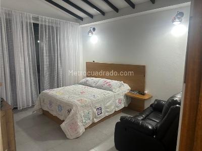 Casa de 4 alcobas en venta en Imusa, Rionegro, 144 m² · foto 2 de 9