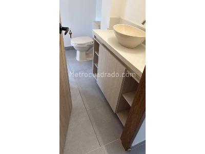 Casa de 4 alcobas en venta en Imusa, Rionegro, 144 m² · foto 8 de 9
