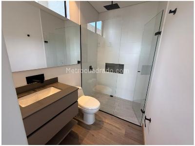 Casa de 4 alcobas en venta en Sajonia, Rionegro, 325 m² · foto 10 de 19