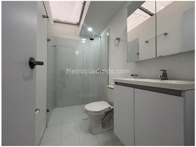 Casa de 5 alcobas en venta en Laureles, Medellín, 212 m² · foto 11 de 19