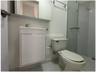 Casa de 5 alcobas en venta en Laureles, Medellín, 212 m² · foto 14 de 19