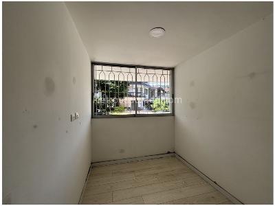 Casa de 5 alcobas en venta en Laureles, Medellín, 212 m² · foto 15 de 19