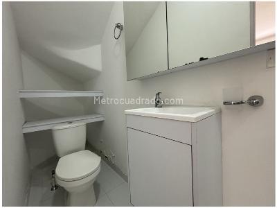 Casa de 5 alcobas en venta en Laureles, Medellín, 212 m² · foto 17 de 19