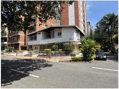 Casa de 5 alcobas en venta en Laureles, Medellín, 212 m² · foto 19 de 19