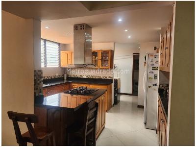 Apartamento en venta en Laureles, Medellín · foto 2 de 20