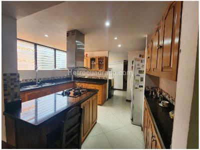 Apartamento en venta en Laureles, Medellín · foto 3 de 20