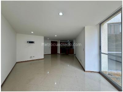 Apartamento de 2 alcobas en venta en Sabaneta, Sabaneta, 102 m² · foto 7 de 20