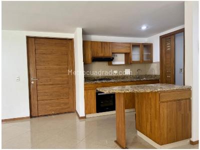 Apartamento de 2 alcobas en venta en Sabaneta, Sabaneta, 102 m² · foto 10 de 20