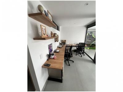 Casa de 3 alcobas en venta en El Nogal, Medellín, 192 m² · foto 13 de 16