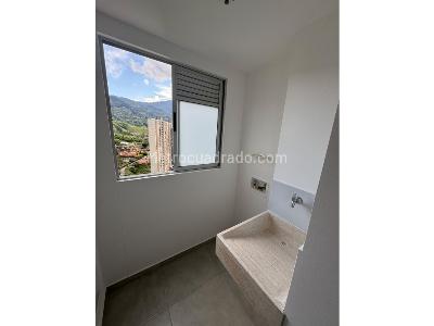Apartamento de 3 alcobas en venta en Aves Maria, Sabaneta, 84 m² · foto 9 de 15