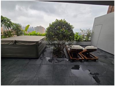 Apartamento de 1 alcoba en venta en Loma De Los Parra, Medellín, 349 m² · foto 9 de 20