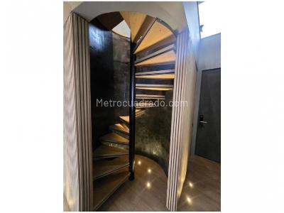 Apartamento de 1 alcoba en venta en Loma De Los Parra, Medellín, 349 m² · foto 18 de 20