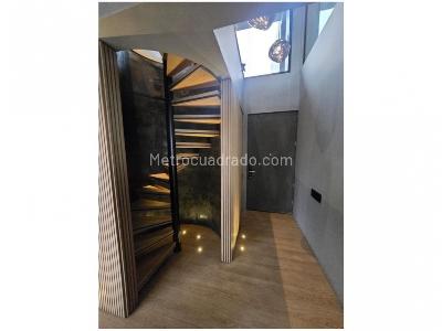 Apartamento de 1 alcoba en venta en Loma De Los Parra, Medellín, 349 m² · foto 19 de 20