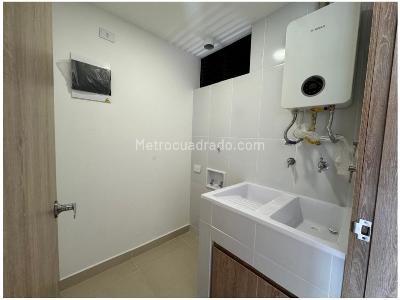 Apartamento de 3 alcobas en venta en Laureles, Medellín, 94 m² · foto 7 de 20
