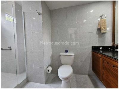 Apartamento de 3 alcobas en venta en Los Balsos, Medellín, 179 m² · foto 7 de 7