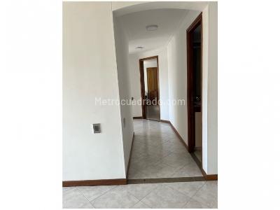 Apartamento de 3 alcobas en venta en La Palma, Medellín, 95 m² · foto 4 de 11