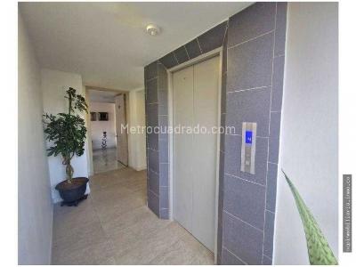 Apartamento de 3 alcobas en venta en Laureles, Medellín, 110 m² · foto 12 de 13