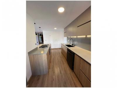 Apartamento en venta en El Poblado, Medellín · foto 4 de 13