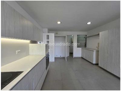 Apartamento de 3 alcobas en venta en Alejandria, Medellín, 193 m² · foto 9 de 19