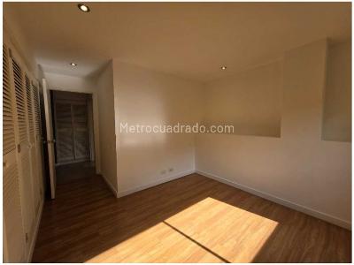 Apartamento de 3 alcobas en venta en Alejandria, Medellín, 193 m² · foto 15 de 19