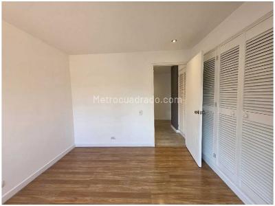 Apartamento de 3 alcobas en venta en Alejandria, Medellín, 193 m² · foto 18 de 19