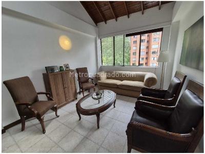 Apartamento de 4 alcobas en venta en La Concha, Medellín, 130 m² · foto 2 de 20
