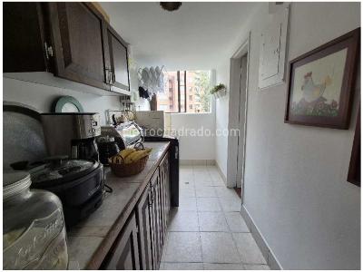 Apartamento de 4 alcobas en venta en La Concha, Medellín, 130 m² · foto 8 de 20