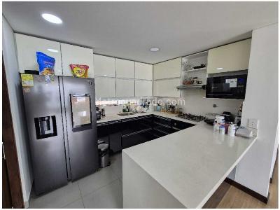 Apartamento de 2 alcobas en venta en Los Balsos, Medellín, 122 m² · foto 8 de 20