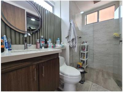 Apartamento de 2 alcobas en venta en Los Balsos, Medellín, 122 m² · foto 14 de 20