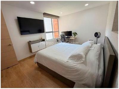 Apartamento de 3 alcobas en venta en Loma De Las Brujas, Envigado, 147 m² · foto 14 de 16