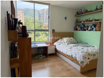 Apartamento de 3 alcobas en venta en Loma De Las Brujas, Envigado, 147 m² · foto 16 de 16