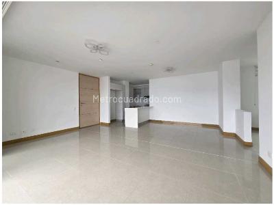 Apartamento en venta en Santa Maria De Los Angeles, Medellín · foto 2 de 18