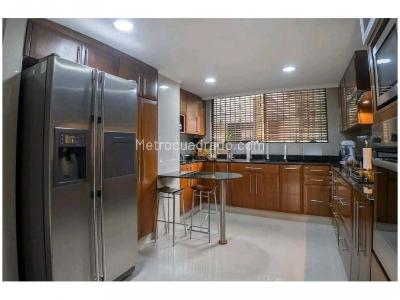 Apartamento de 4 alcobas en venta en San Lucas, Medellín, 578 m² · foto 5 de 8