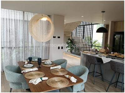 Casa de 3 alcobas en venta en Alto Del Escobero, Envigado, 242 m² · foto 6 de 20