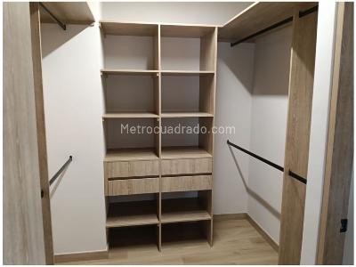 Casa de 3 alcobas en venta en Alto Del Escobero, Envigado, 242 m² · foto 18 de 20