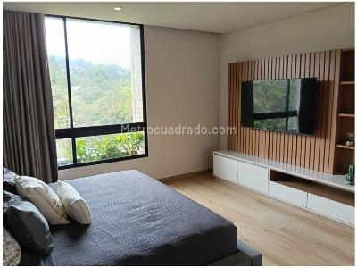Casa de 3 alcobas en venta en Alto Del Escobero, Envigado, 242 m² · foto 20 de 20