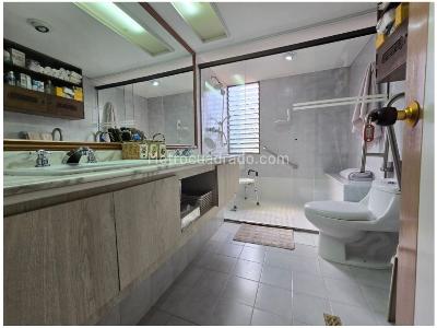 Apartamento de 5 alcobas en venta en Provenza, Medellín, 218 m² · foto 14 de 17